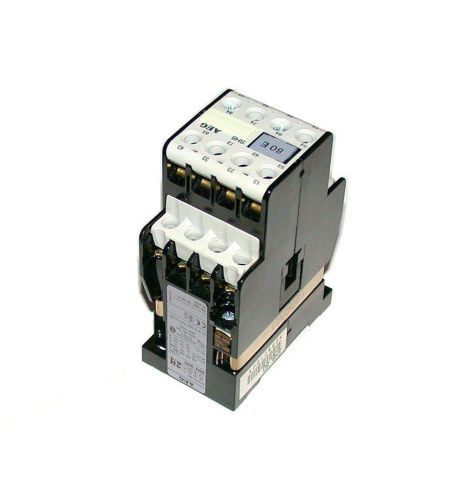 NEW EEC AEG CONTROL RELAY 10 AMP 220/230 VAC COIL MODEL SH8.80-C0