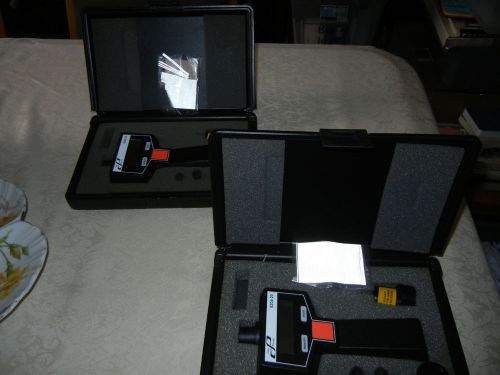 TWO (2)Cole Parmer 8204-20 Optical &amp; Contact-19 Range Pocket Tachometers in Case
