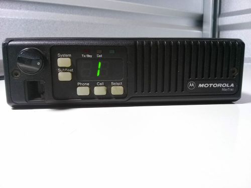 Motorola MaxTrac 800 Mobile Two-Way Radio D35MWA5GB6AK
