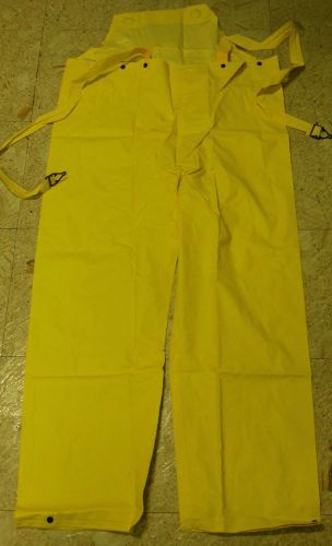 CONDOR 1-PIECE PCV / POLYESTER CONSTRUCTION , RAINSUIT BIB OVERALLS, SIZE: XL