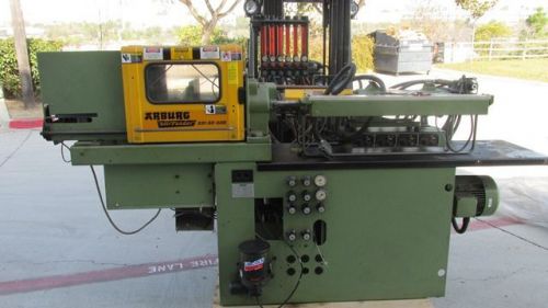 Arburg 28 ton injection molding machine for sale