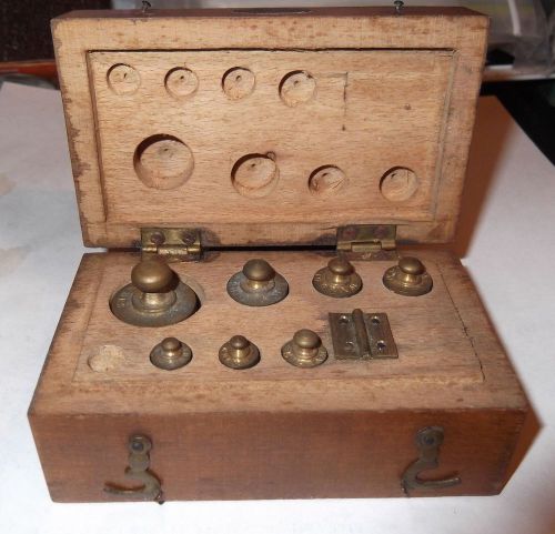 Antique cambridge botanical supply co. scale weights in wooden box for sale