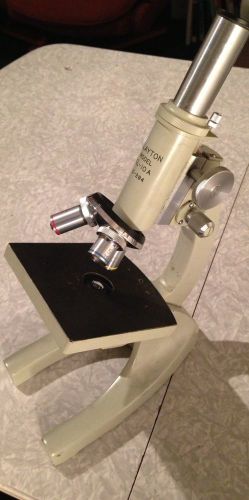 Clayton Model Cl-10A Microscope