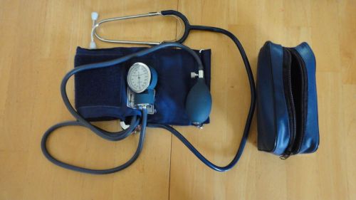 Blood pressure sphygmomanometer cuff &amp; stethoscope set kit black for sale