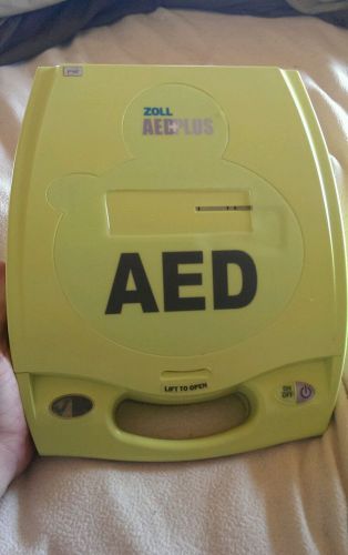 ZOLL AED PLUS Unit w/case. 1 Day Sale!