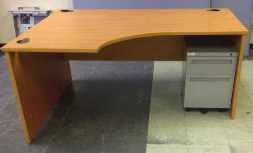 1600 X 800 LEFT CHERRY RADIAL DESK WITH SILVER PEDESTAL