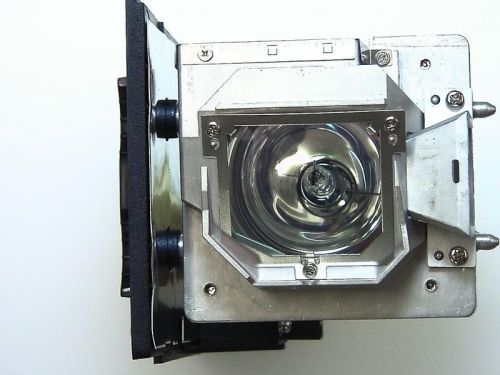 OPTOMA HD82 Lamp manufactured by OPTOMA