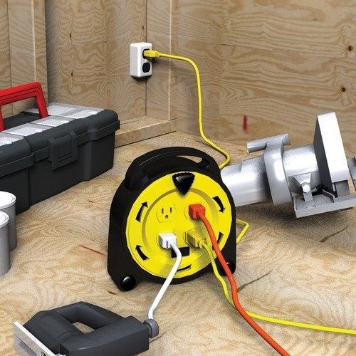 Designers Edge 16/3-Gauge 20&#039; Cord Reel Power Station with 4 Grounded Outlets