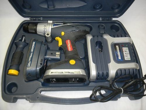 MASTERCRAFT 54-2903-2 Hammer Drill 18V Ni-Cad + Case