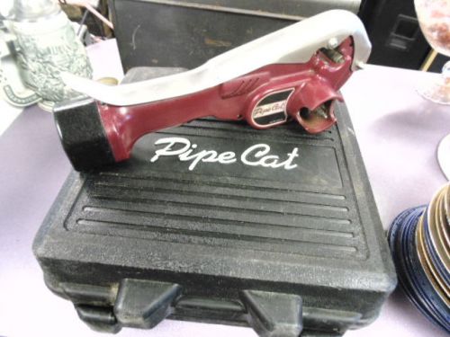PIPE CAT Electric Pipe Cutter in Pipe Cat Case 9.6 V Battery