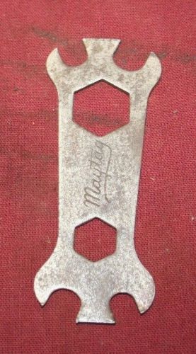 Maytag gas engine motor 92 72 82 31 wrench flywheel hit &amp; miss 11 for sale