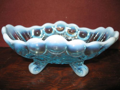 Blue aqua opalescent glass eyewinker pattern candy / jam soap dish 4 toe butter