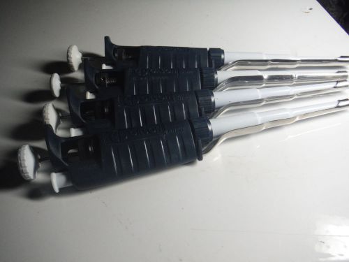 Gilson Pipette  Pipetman P1000, 200-1000uL Lot of Four