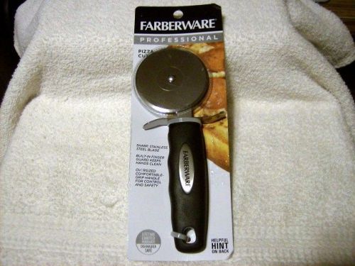 FARBERWARE PROFESSIONAL SHARP STAINLESS STEEL BLADE PIZZA CUTTER NEW