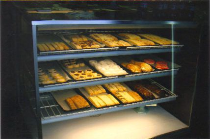 4 ft. Bakery display case non-refrigerated 4 sided class straight front