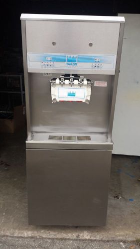 2002 Taylor 8756 Soft Serve Frozen Yogurt Ice Cream Machine Warranty 3Ph Air