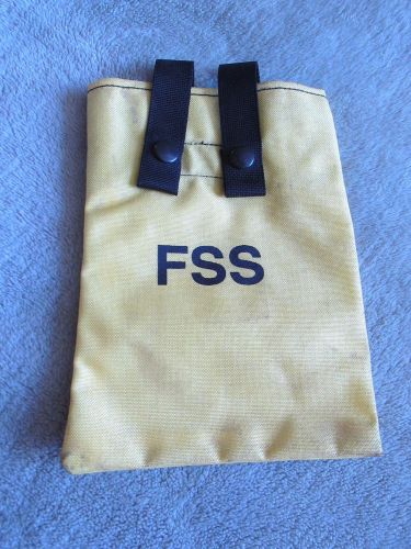 FSS Canteen Holder  6 1/2 x 9 1/2 in