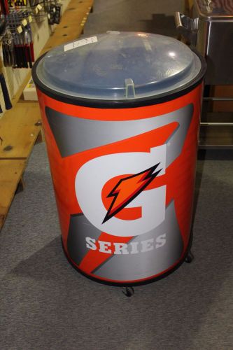 Gatorade G-Series Insulated Ice Barrel Bucket Cooler on Wheels