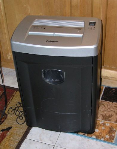 Fellowes paper shredder used DM8C  USED