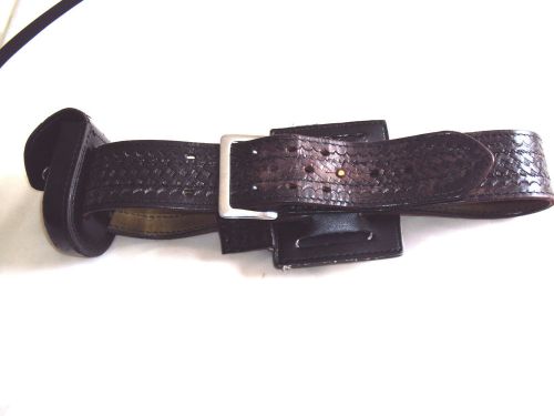Safariland Duty Belt  Glock Holster, Ammo Cases - Size 32