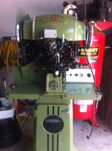 Sutton Rapid E Model 17 Shoe Repair Sewing Machine