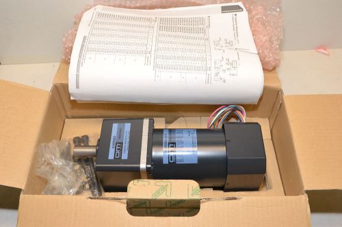 Oriental Motor VSR590A-60U  Gearmotor NEW IN BOX