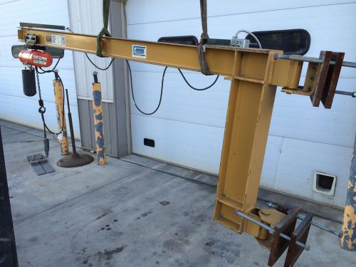 1/4 ton jib crane pole mount cm electric hoist 9&#039; long contrx brand w/ mounts for sale