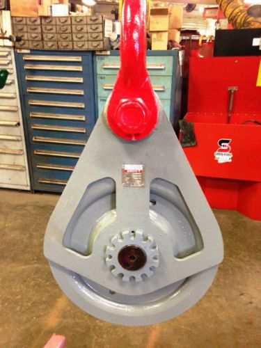 Used crosby mckissick 60 ton snatch block  24&#034; single sheave 2&#034; rope tu-484 for sale