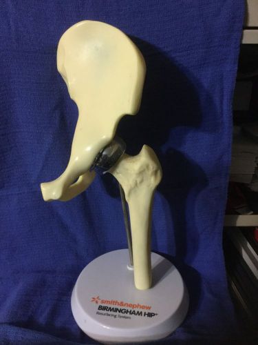 Smith and Nephew Demos Saw Bones