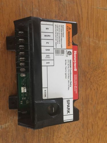 OEM Honeywell S8600M Ignition Control Module Continuous Re-Try ++FREE 2DAY MAIL+