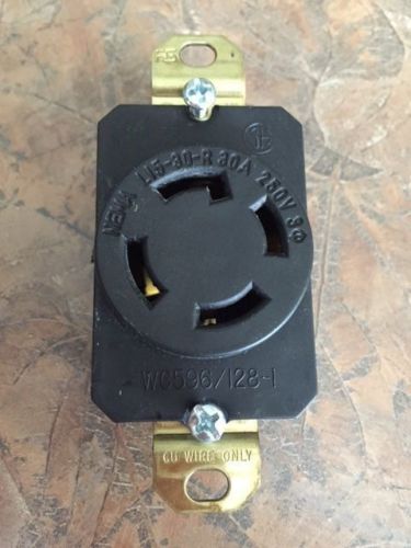 P &amp; S  L1530R Turnlok Single Receptacle, 4-Wire, 250V, L15-30R 30A