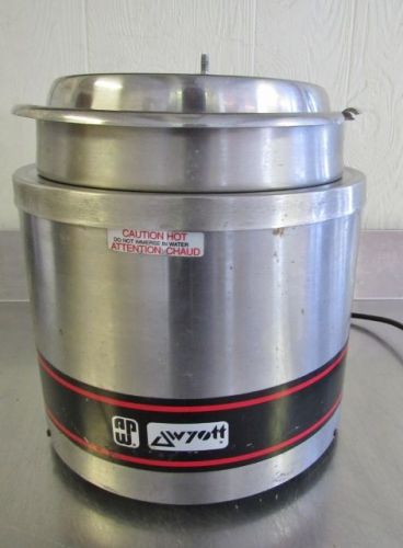 APW Wyott RCW-11 Round Countertop Cooker/Warmer, 11Qt