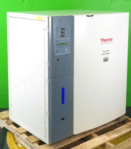Thermo forma 3307 steri cult air jacketed co2 incubator hepa class 100 humidity for sale