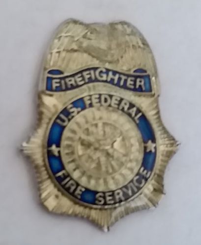 U.S. FEDERAL Fire SERVICE Dept Badge Firefighter Mini LAPEL PIN SHIELD