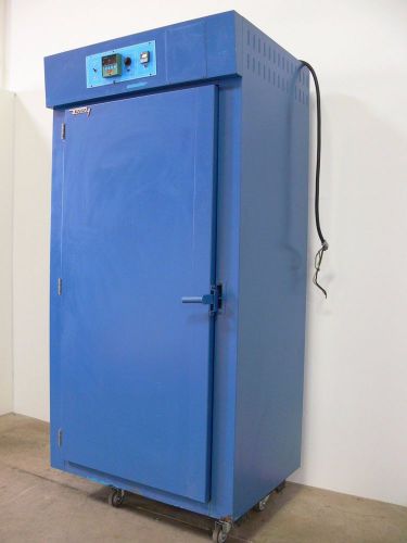 TENNEY TFO-28 DIGITAL FORCED AIR LAB OVEN Ambient to 260C, 28 Cubic feet