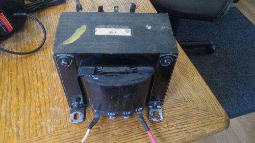 Signal Transformer #88-6 / Input 105, 115, 125V - Out 22 or 44 V - Double tap