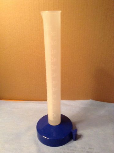 Nalgene graduated cylinder weighted 250 ml very good condtion for sale