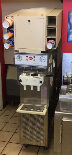 soft serve ice cream machine