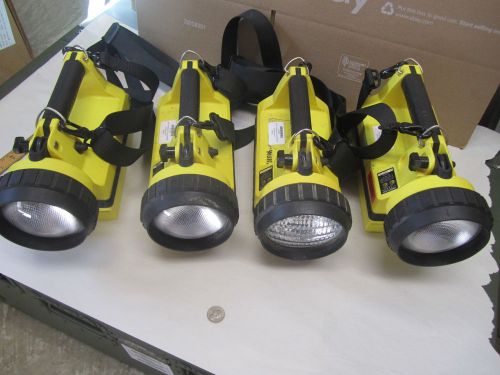 4 Streamlight Litebox Firemans Flashlights W/ 2 chargers  Yellow