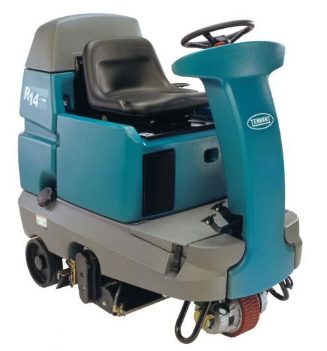 Refurbished tennant r14 ride-on carpet extractor for sale