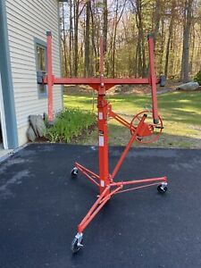 Ironton Tools Drywall and Panel Hoist.  Local pickup only.   NO SHIPPING.