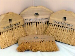 Set of 4 Vintage Wright Bennet 6&#034; Nuwhite Acid Roofing Brushes