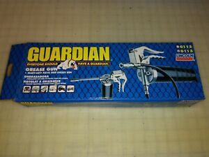 Lincoln Lubrication G113 Heavy-Duty Pistol Grip Grease Gun Guardian flex hose
