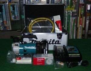 Makita VP180DRG / Rechargeable Vacuum Pump 18V 6.0Ah VP180DZ w/ battery Blue F/S