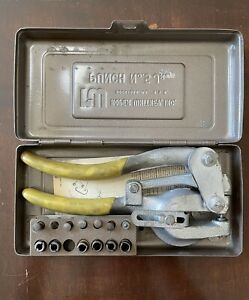 Vintage Roper Whitney No. 5 Jr Metal Hand Punch. Die Set, Key &amp; Metal Case. USA