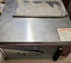 Otis Spunkmeyer Cookie Oven - Includes 3 trays - Tested - Working - OS-1