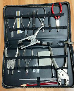 Quality Vigor Optical Tool Kit With Leather Case
