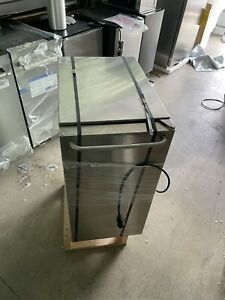 Scotsman - CU50PA-1 - 65 lb Air Cooled Undercounter Gourmet Cube Ice Machine
