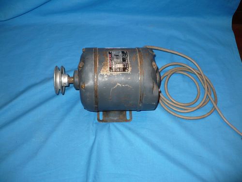 Master Electric Motor H.P. 1/4, Volts 115, Phase 1, R.P.M. 1725, Amps 4.6,