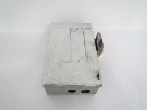 GENERAL ELECTRIC GE TGN3321 30A 240V-AC 3P NON-FUSIBLE DISCONNECT SWITCH B436598